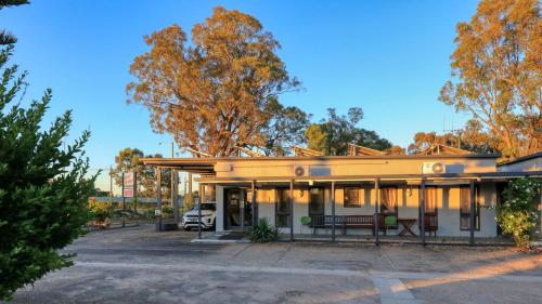 A szálláshely kívülről, Rose City Motor Inn in Benalla