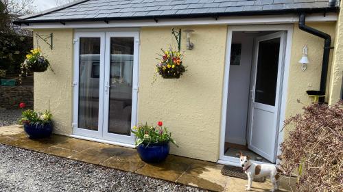 Mole End, Somerset