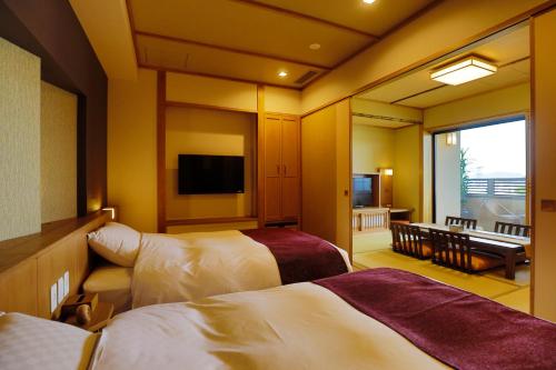 room detail thumbnail 1