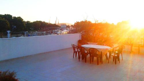  Apartment Ponistra, Pension in Trogir