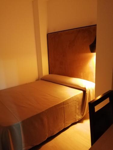 Budget Double Room image 5