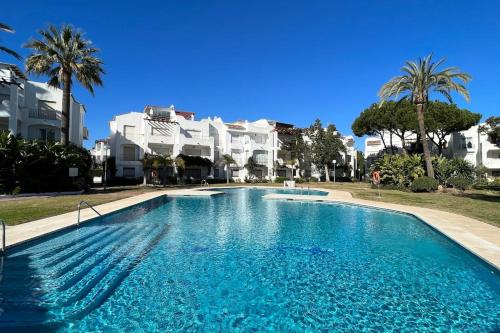 Costalita - 2 bedroom apartment 350m from the beach