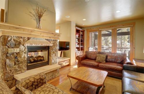 Union Creek Townhomes West – Copper Mountain, CO