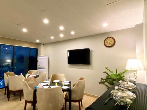Grand Luxury Hotel Multan 3