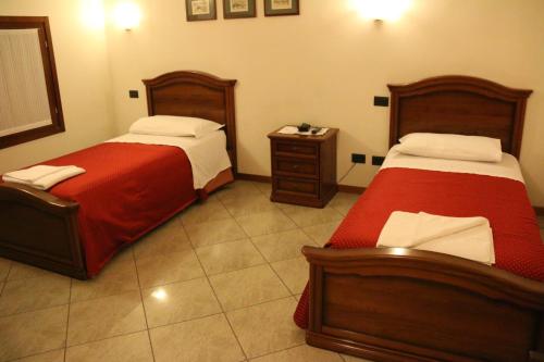 Hotel Ristorante Regina - image 4