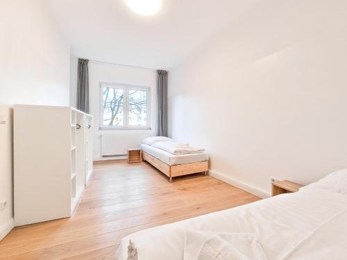 Tolstov Apartments - City Apartments with 1 or 2 Rooms - 15 Min to Messe DUS and Old Town DUS, Düsseldorf (photo 9)