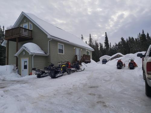 Upper Humber Settlement a FarmStay B&B in Deer Lake