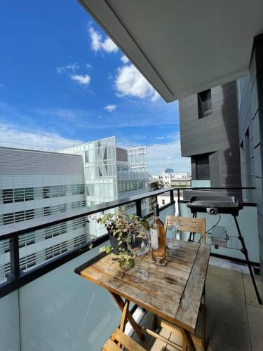 Luxury & Cosy apart with balcony Eiffel Tower view - Location saisonnière - Issy-les-Moulineaux