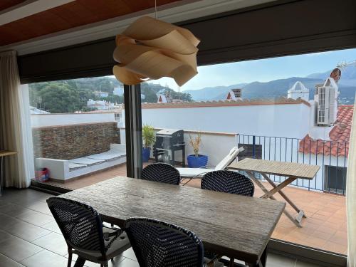 Big family house in the Center of el port de la selva