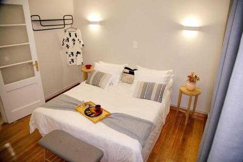 Aroura Neoclassical Home 3BR 2BA, Athen (Foto 3)