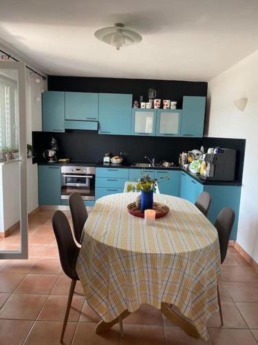 Casa Fumica Apartment in ราบ