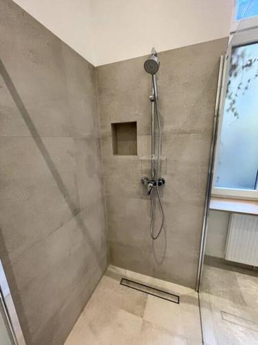  City-Center-Apartment Hip Area, Big & New in Wien