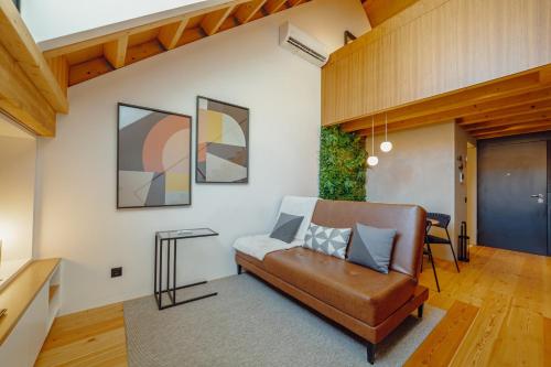 Elegant Downtown Apartment by Vacationy, Oporto