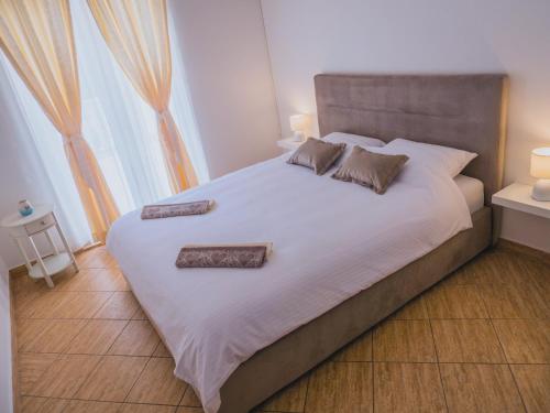 Venera Apartments - main image