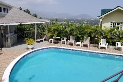 Ridgeview suite 4, Kingston