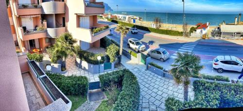  Summer House - Appartamento fronte mare in Marcelli
