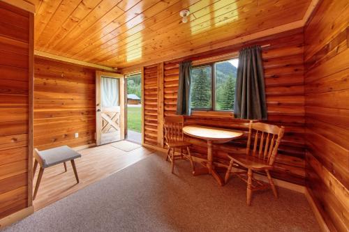 Iekārtas, Mount Robson Lodge in Tête Jaune Cache (BC)