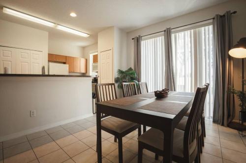 Disney, Pool, Fast Wi-Fi - World Class Home Disney, Pool, Fast Wi-Fi - World Class Home