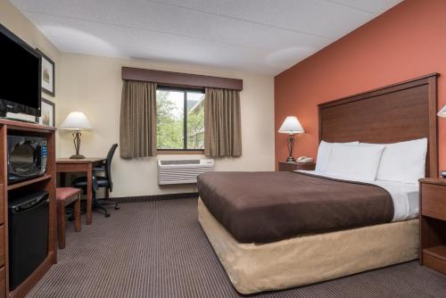 AmericInn by Wyndham Tofte Near Lake Superior