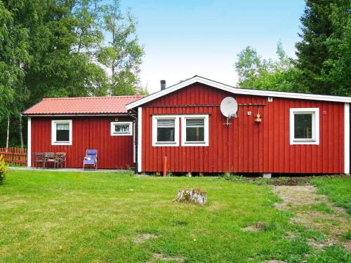 . 9 person holiday home in HALLSTAVIK-By Traum