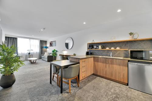 廚房, The Remington Orange in 奧蘭治