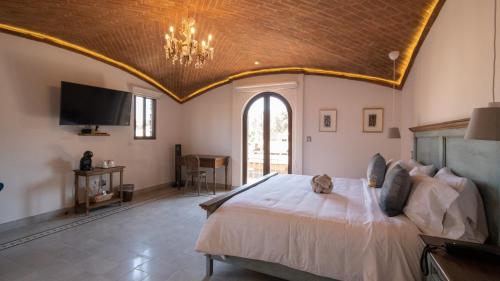 428339639 Villa Toscana ValQuirico Lofts & Suites Hotel Boutique
