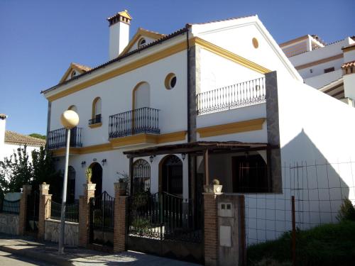  Casa Sierra De Cadiz in El Bosque