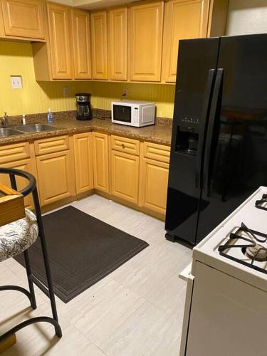 Cozy home 3 BR 5 beds private yard in Cincinnati, USA