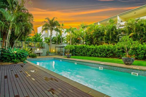 1BR and Study Oasis in Beautiful Bulimba