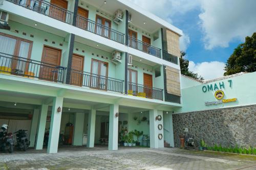 Djuragan Kamar Omah 7