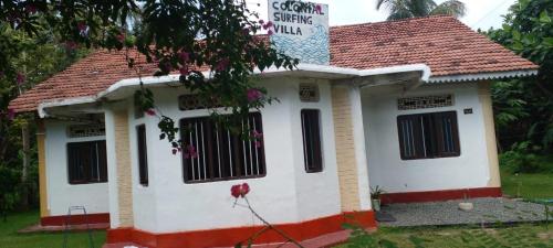 Colonial Surfing Villa Hostel & Home Stay