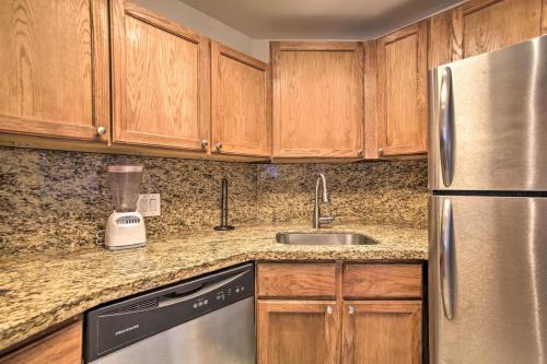 Luxe Beachfront Ft Lauderdale Resort Condo with Pool apts detail