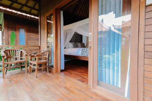 Balcony/terrace, The Lavana Jhonny Kibung Villas Lembongan near Ceningan Cliff Restaurant