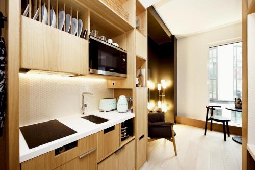 Wilde Aparthotels London Covent Garden - 주방