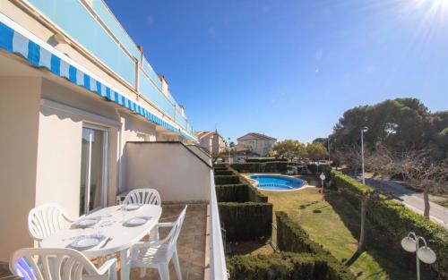 Canaret A Apartamento en segunda línea de playa Albert Villas