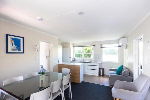 Two-Bedroom Apartment image 2