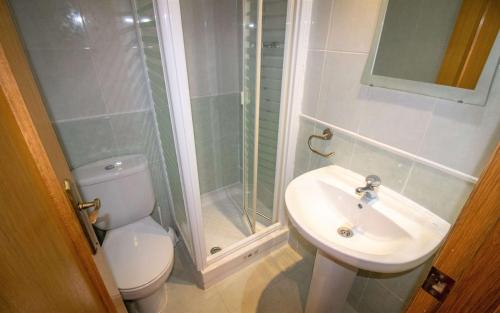 Apartment with Sea View image 3