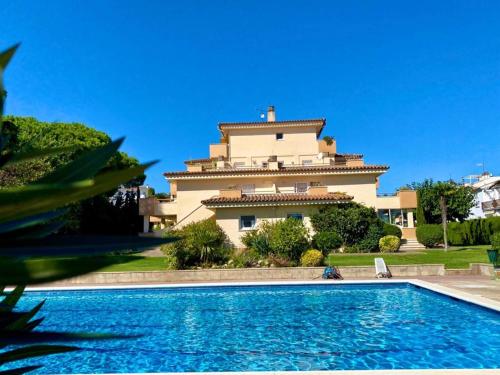  Stil Mar Jardin Anna in L Escala