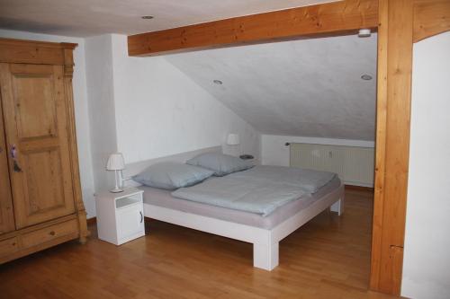 Ferienwohnung Nett in 布蘭肯海姆