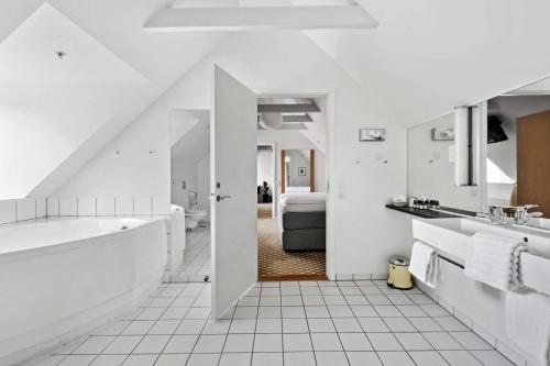 BEST WESTERN ToRVEhallerne - image 7