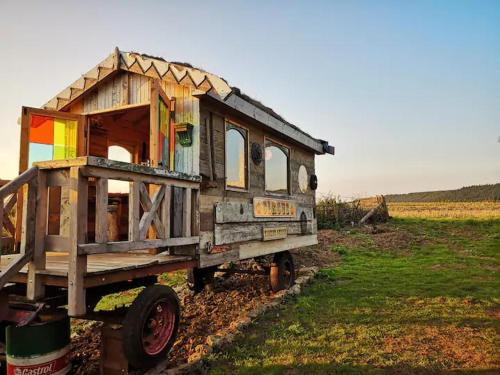 A szálláshely kívülről, 2 x Double Bed Glamping Wagon in Dalby Forest in Cloughton