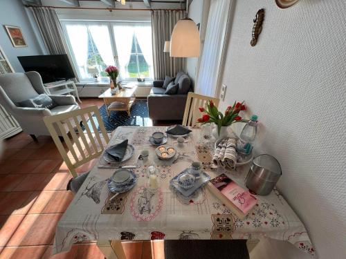 Apartment with Terrace image 6