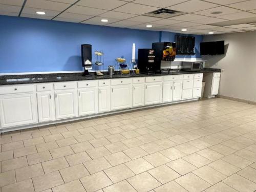 Days Inn by Wyndham Fort Wright Cincinnati Area Days Inn by Wyndham Fort Wright Cincinnati Area