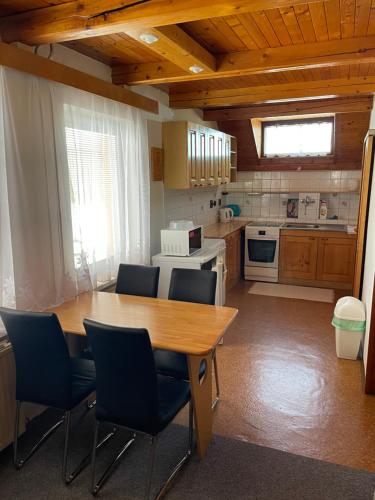 virtuve, Apartmán Králiky (Apartman Kraliky) in Tajov