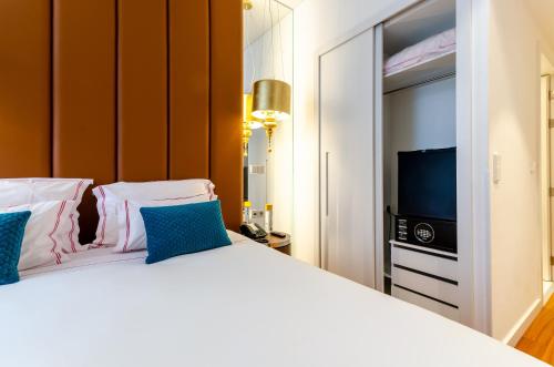 The 7 Hotel - image 13