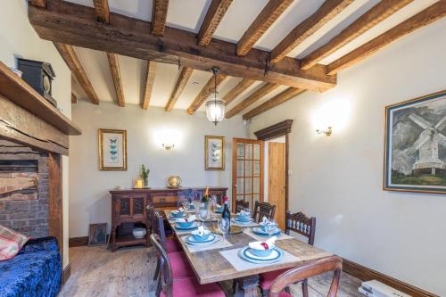 Instalaciones, Historic Spacious Central 6 BR Town House Uckfield Sussex in Uckfield