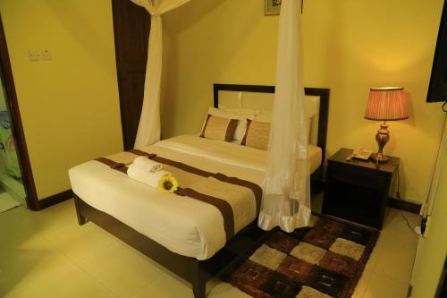 Deluxe Room image 10