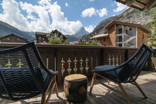 Village Apartment with Matterhorn View