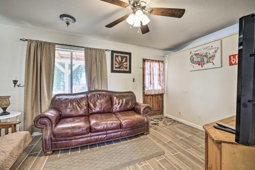 1-Acre Farmhouse - 2 Miles to Phoenix Raceway - image 7