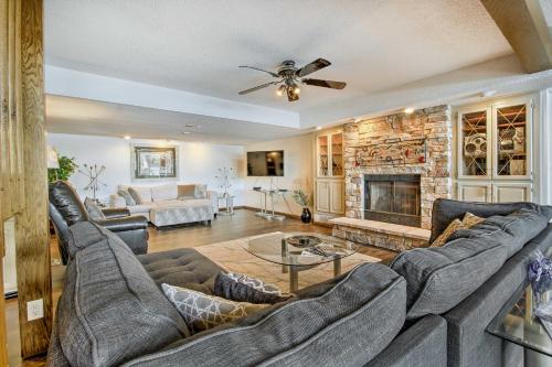 Waterfront Sunrise Beach Home w and Hot Tub and Dock! - image 5